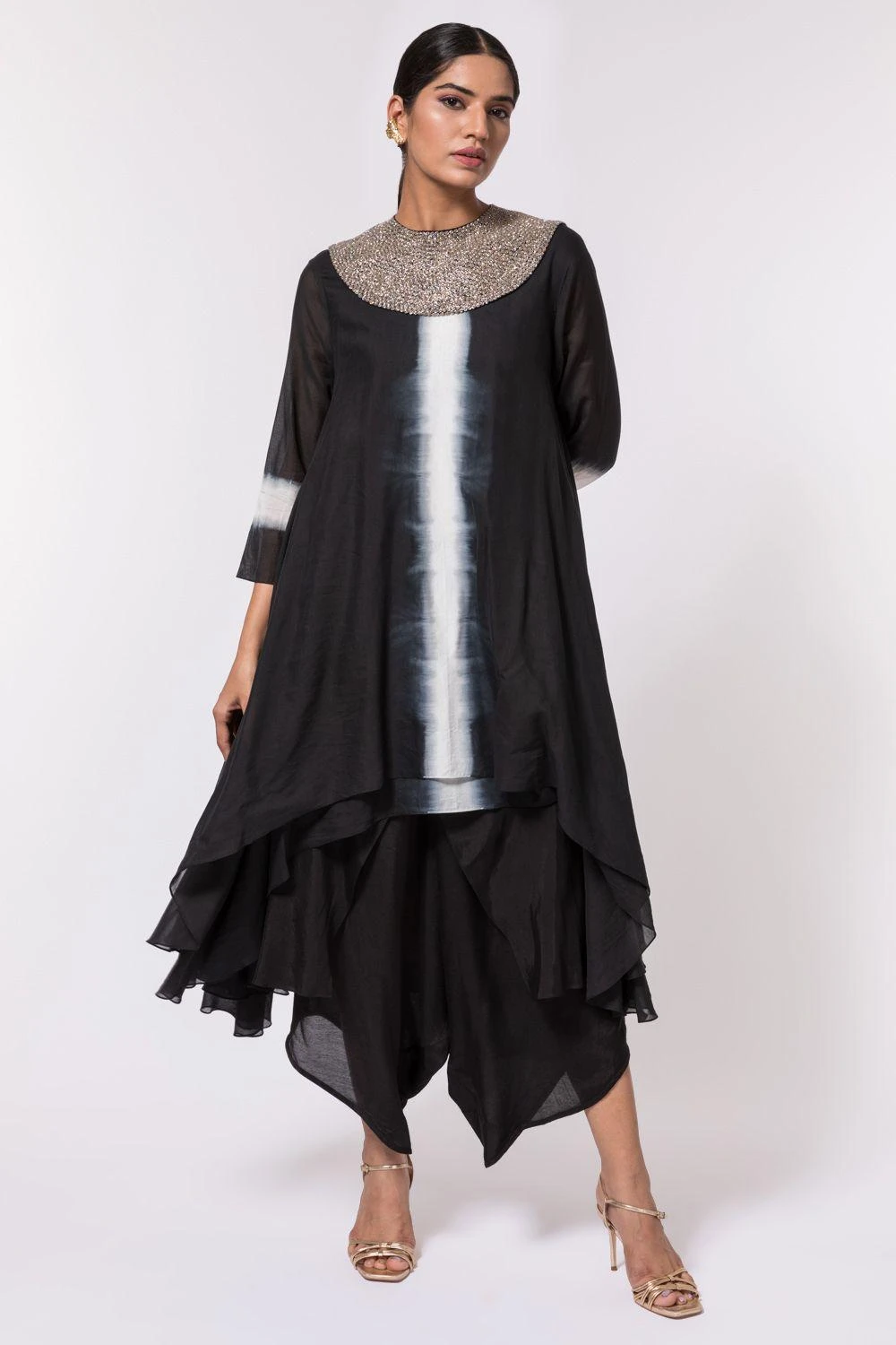 Aikeyah Black Shibori Kurta Set With Detachable Collar 1 Aikeyah Black Shibori Kurta Set With Detachable Collar