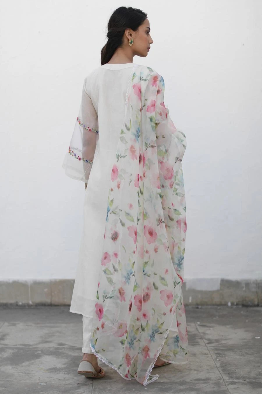 Begum Pret Ivory Hand Embroidered Shikara Kurta Set 6 Begum Pret Ivory Hand Embroidered Shikara Kurta Set - Image 6