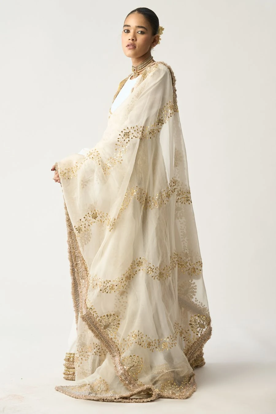 Itrh White Embellished Anarkali Set 2 Itrh White Embellished Anarkali Set - Image 2