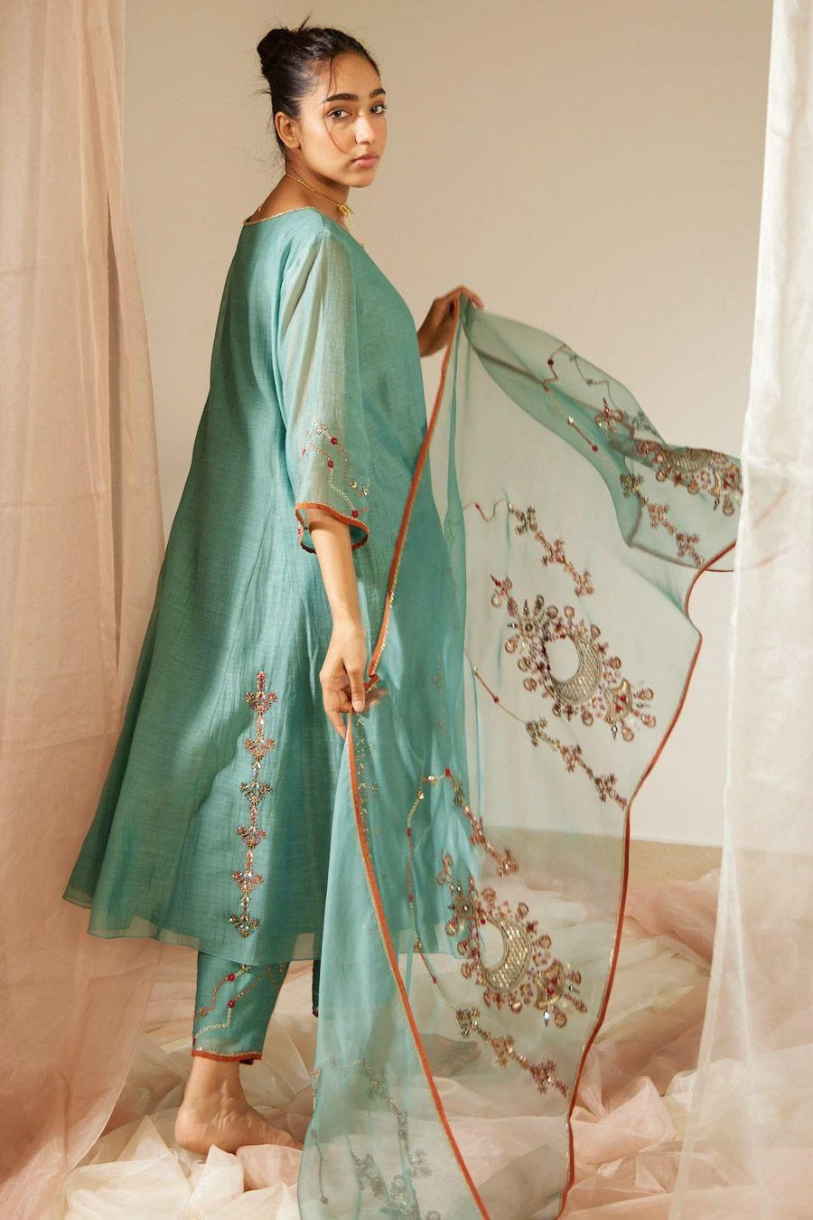 Sarang Kaur Blue Vrinda Stole 2 Sarang Kaur Blue Vrinda Stole - Image 2