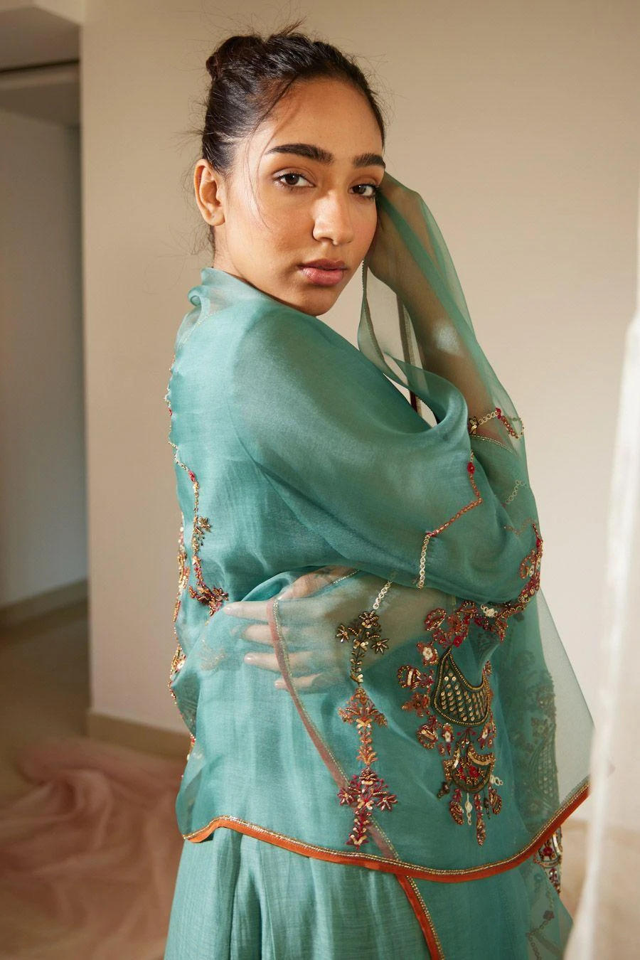 Sarang Kaur Blue Vrinda Stole 5 Sarang Kaur Blue Vrinda Stole - Image 5