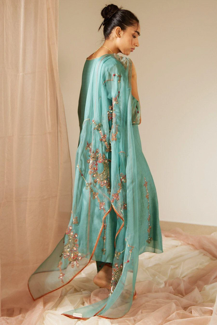 Sarang Kaur Blue Vrinda Stole 6 Sarang Kaur Blue Vrinda Stole - Image 6