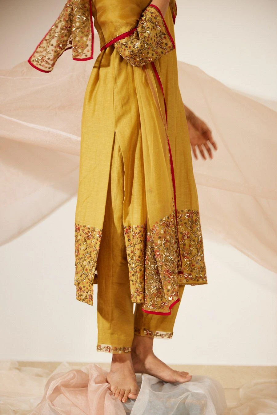 Sarang Kaur Yellow Gulaal Stole 4 Sarang Kaur Yellow Gulaal Stole - Image 4