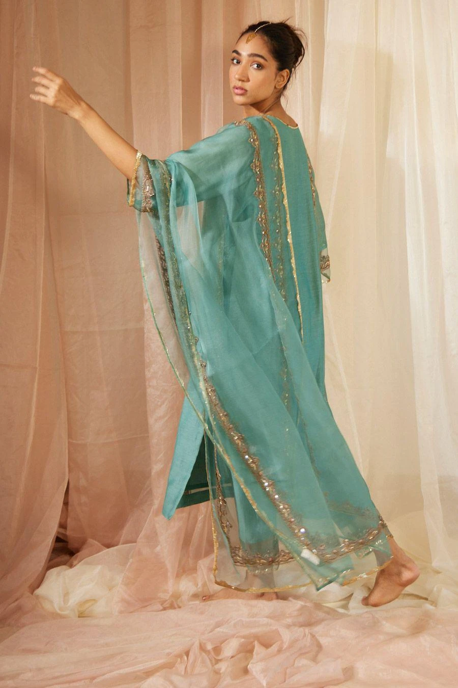 Sarang Kaur Blue Abir Stole 2 Sarang Kaur Blue Abir Stole - Image 2