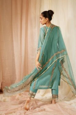 Sarang Kaur Blue Abir Stole 11 Sarang Kaur Blue Abir Stole -Echo Clothing Store 11523sk6 6