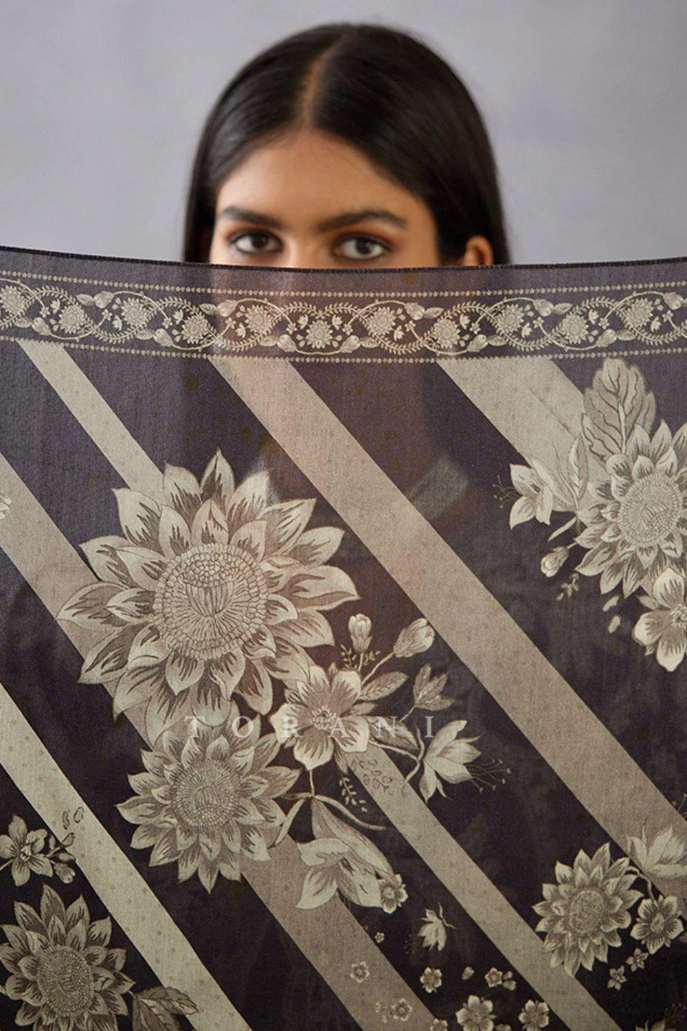 Torani Raat Rani Guncha Scarf 2 Torani Raat Rani Guncha Scarf - Image 2