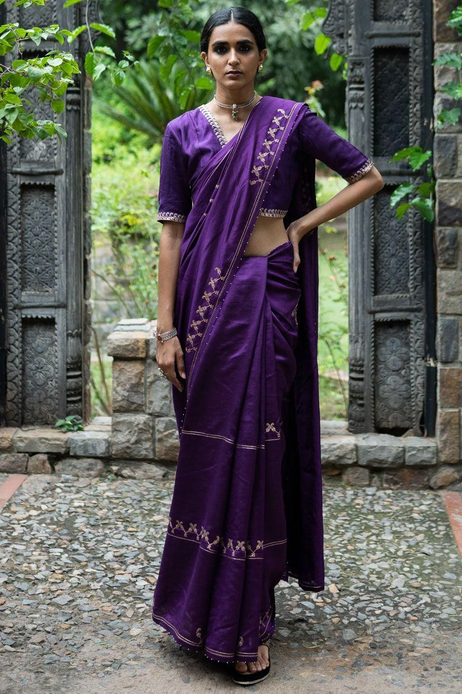 Deep Thee Violet Hand Embroidered Silk Sari Set 1 Deep Thee Violet Hand Embroidered Silk Sari Set