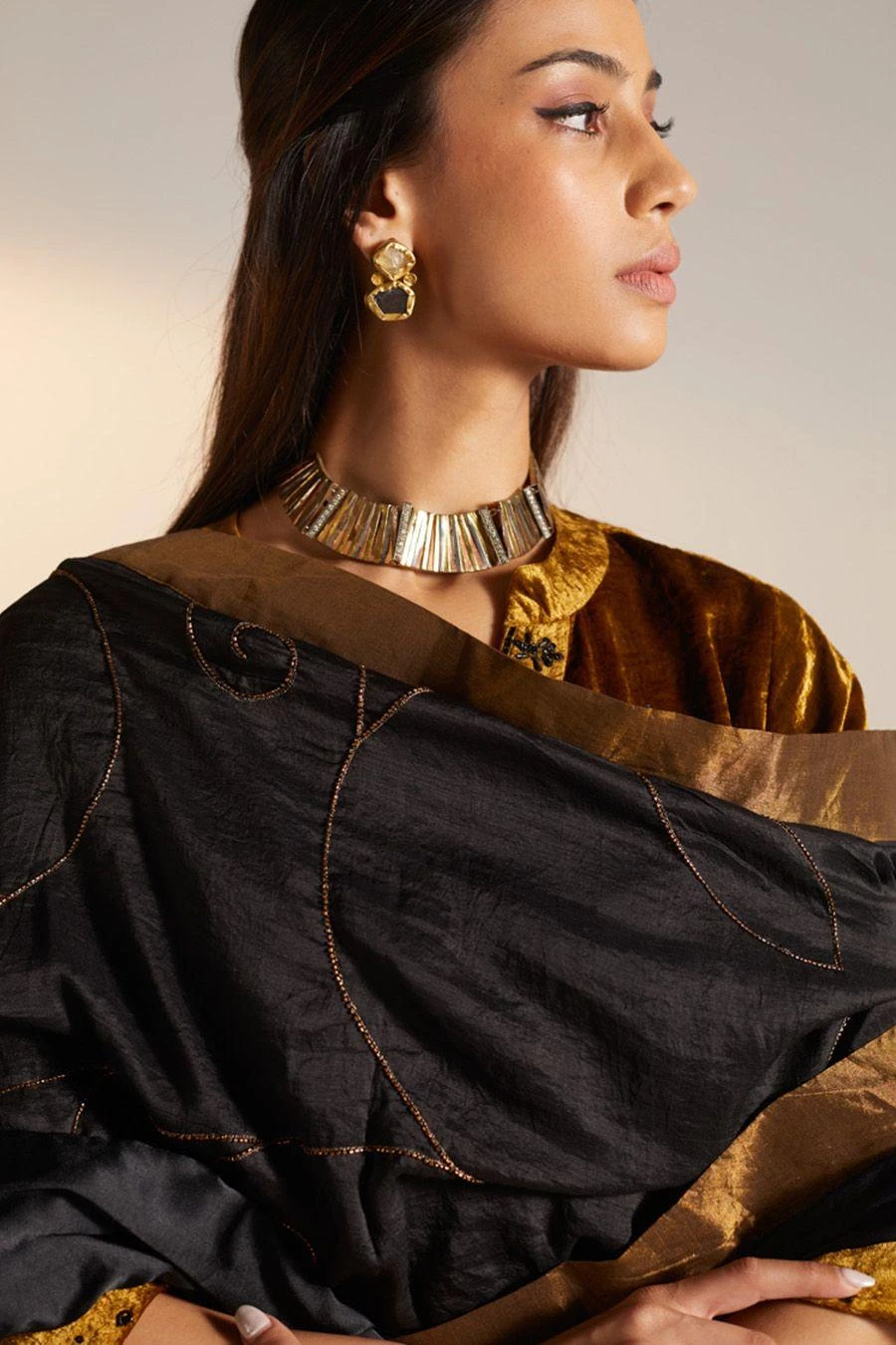 Shorshe Black Handloom Silk Dupatta 2 Shorshe Black Handloom Silk Dupatta - Image 2