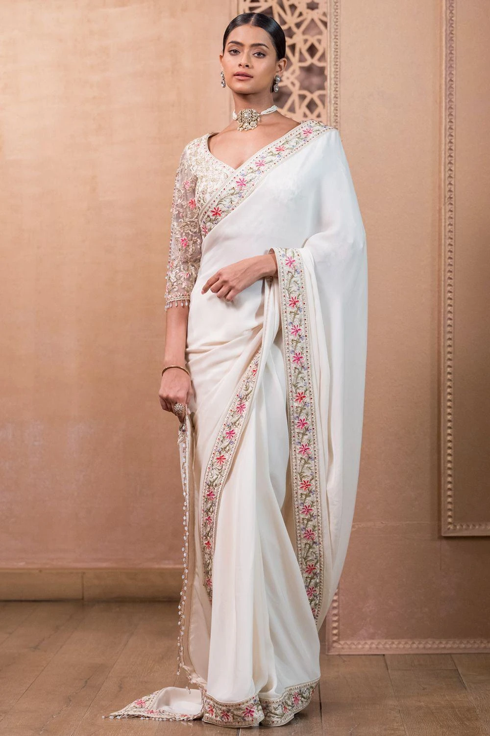 Tarun Tahiliani Ivory Floral Sari Set 1 Tarun Tahiliani Ivory Floral Sari Set