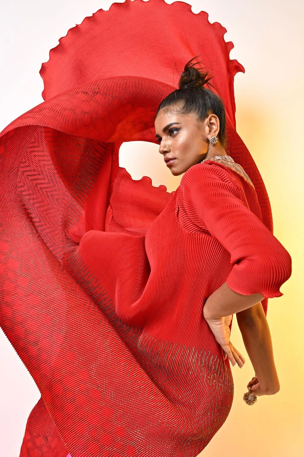 Kiran Uttam Ghosh Red Zardosi Embellished Wrap 3 Kiran Uttam Ghosh Red Zardosi Embellished Wrap - Image 3