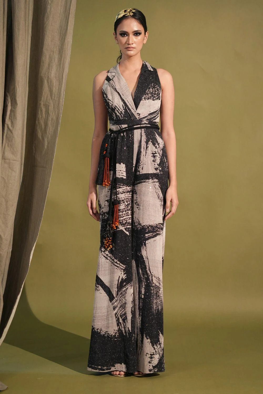 Nikita Mhaisalkar Black & White Stroke Printed Jumpsuit Sari 1 Nikita Mhaisalkar Black & White Stroke Printed Jumpsuit Sari