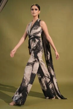 Nikita Mhaisalkar Black & White Stroke Printed Jumpsuit Sari 8 Nikita Mhaisalkar Black & White Stroke Printed Jumpsuit Sari -Echo Clothing Store 131023nmw7 3