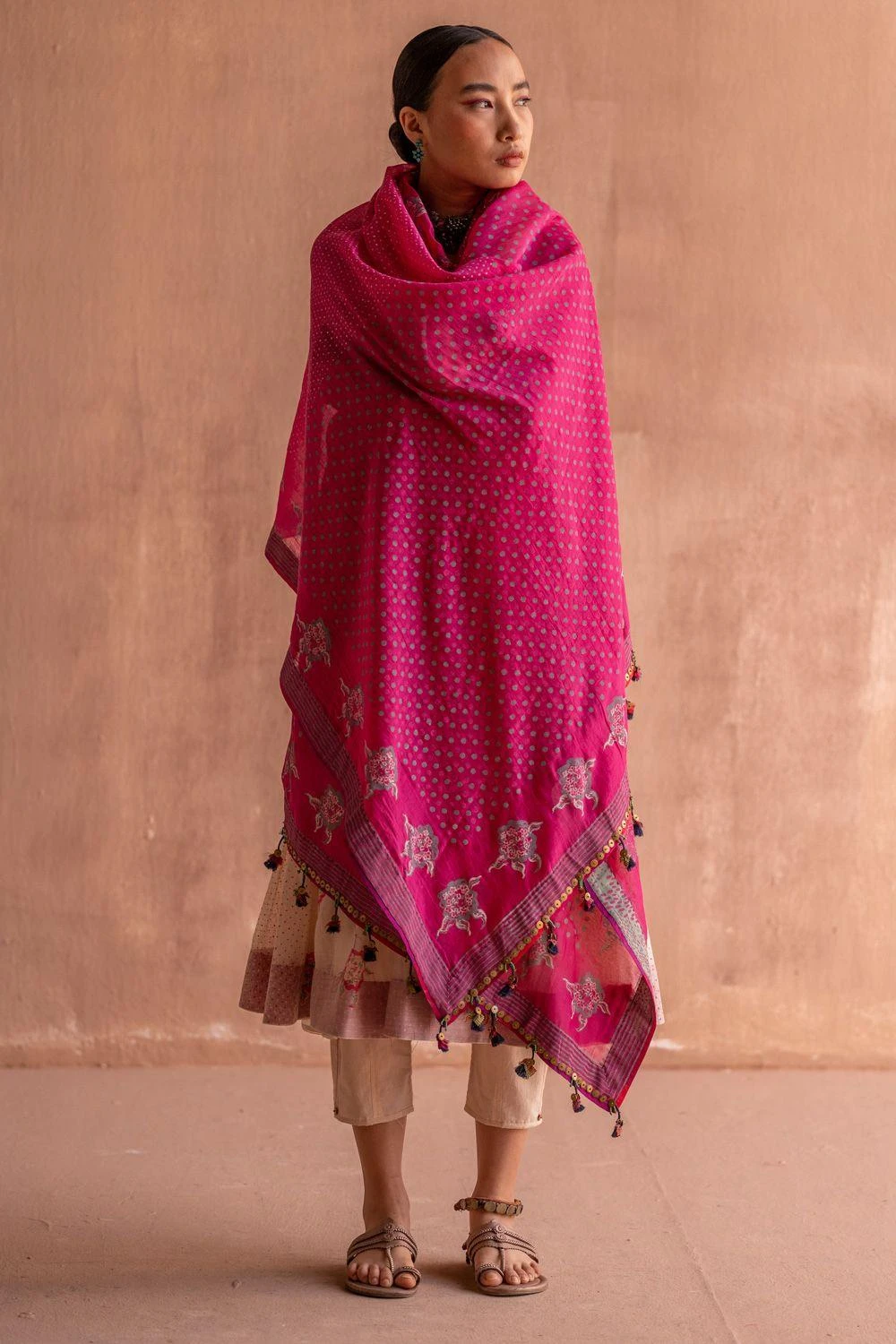 Swatti Kapoor Pink Handblock Printed Dupatta 1 Swatti Kapoor Pink Handblock Printed Dupatta