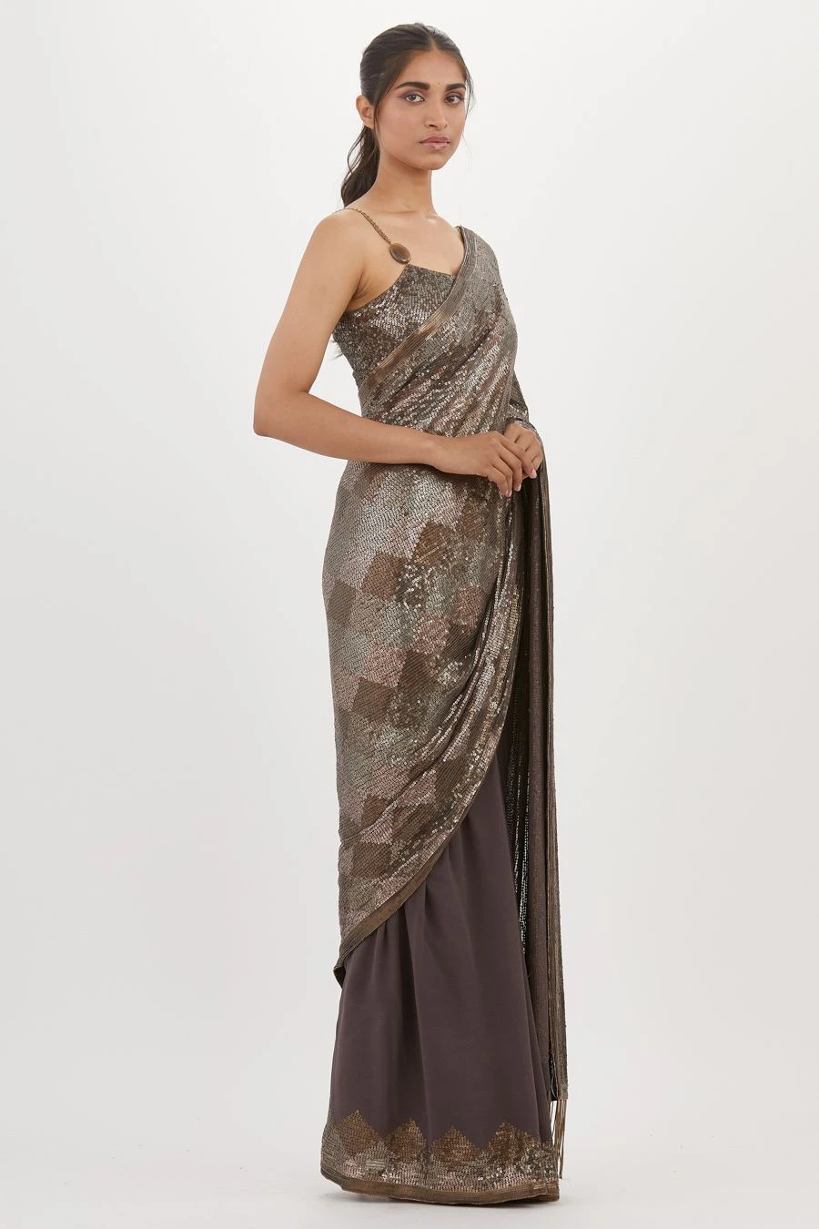 Nakul Sen Charcoal Sequinned Sari Set 3 Nakul Sen Charcoal Sequinned Sari Set - Image 3