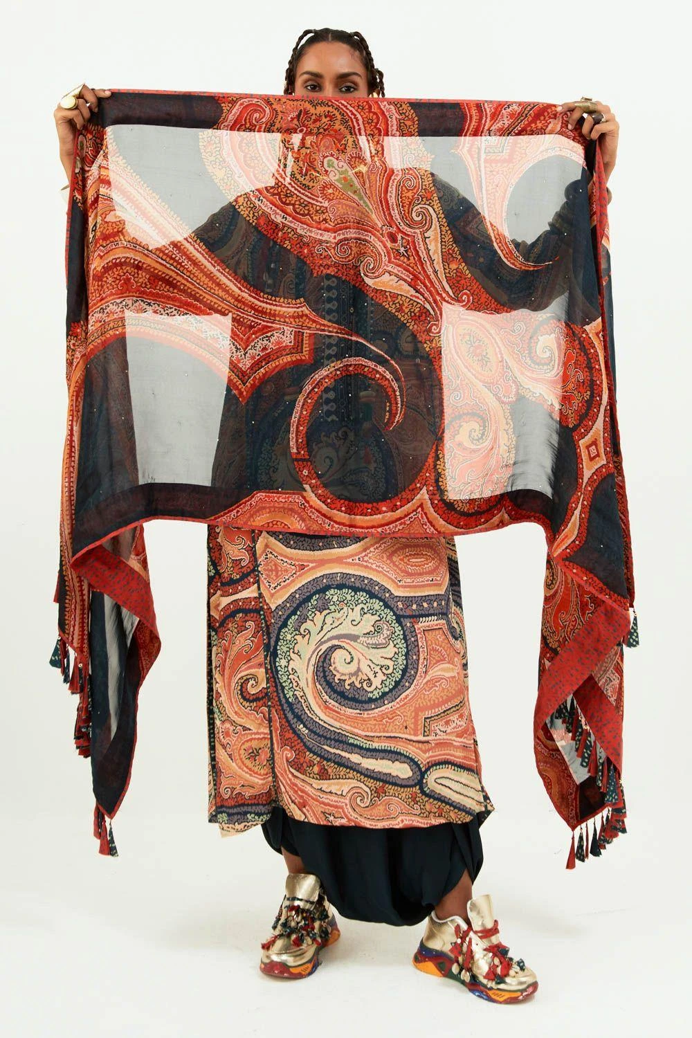 Aseem Kapoor Deep Teal Ambi Printed Patti Odhni 1 Aseem Kapoor Deep Teal Ambi Printed Patti Odhni