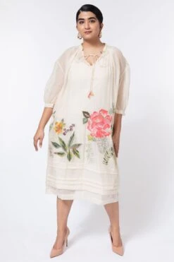 Half Full Curve Ivory Floral Embroidered Tunic Dress
