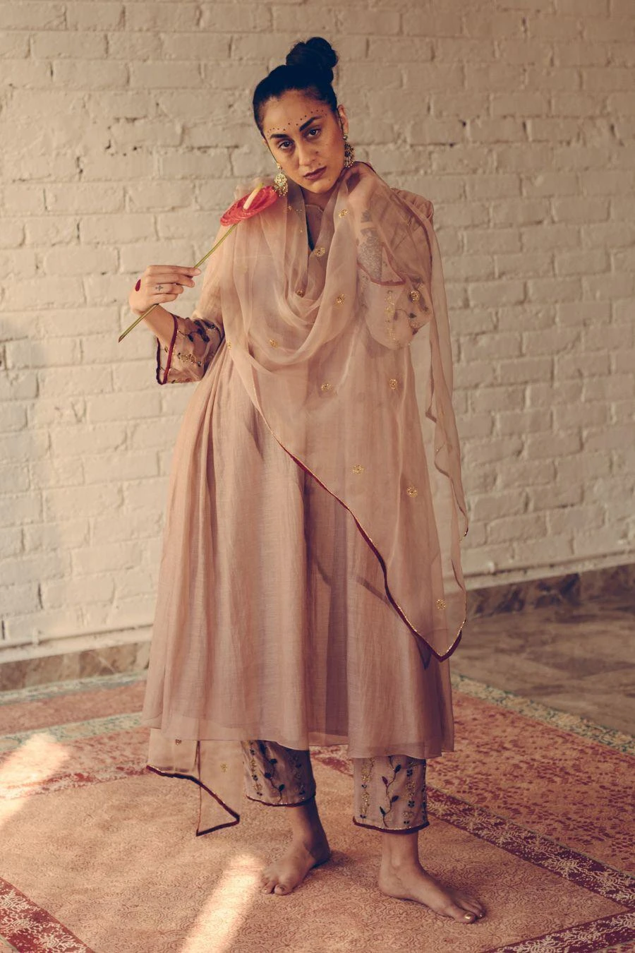 Sarang Kaur Grey Phool Stole 1 Sarang Kaur Grey Phool Stole