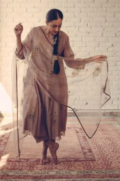 Sarang Kaur Grey Nayantara Stole