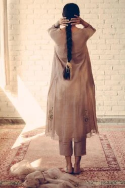 Sarang Kaur Grey Nayantara Stole -Echo Clothing Store 1712sk16 6