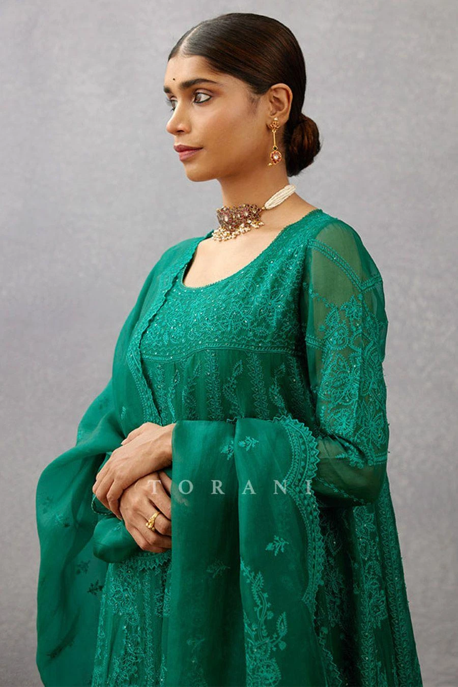 Torani Green Aari Embroidered Dupatta 4 Torani Green Aari Embroidered Dupatta - Image 4