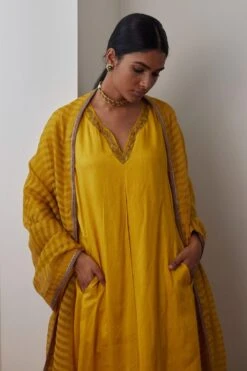 Shorshe Yellow Zardosi Embellished Dupatta -Echo Clothing Store 17823se37 4