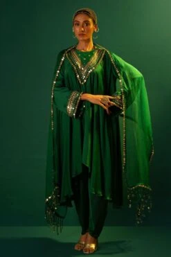 Prahnaaya Green Embellished High-low Kurta Set
