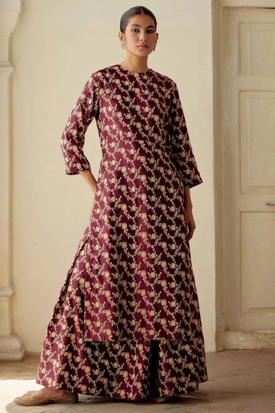 Mimamsaa Garnet Madhubala Dupatta 5 Mimamsaa Garnet Madhubala Dupatta - Image 5