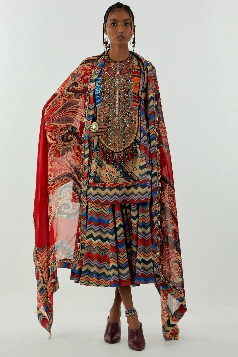 Aseem Kapoor Sindoor Kinara Odhani 1 Aseem Kapoor Sindoor Kinara Odhani