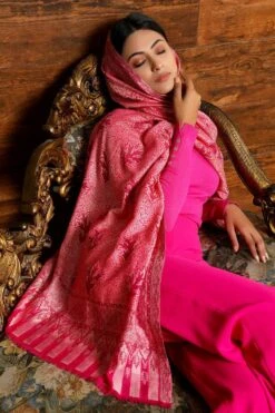 Dusala India Pink Handwoven Cashmere Fine Wool Stole 6 Dusala India Pink Handwoven Cashmere Fine Wool Stole -Echo Clothing Store 2211dus10 3