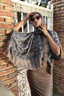 Dusala India Grey Handwoven Cashmere Fine Wool Stole 8 Dusala India Grey Handwoven Cashmere Fine Wool Stole -Echo Clothing Store 2211dus12 4