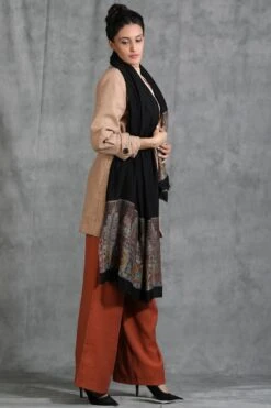 Dusala India Black Handwoven Cashmere Fine Wool Stole 7 Dusala India Black Handwoven Cashmere Fine Wool Stole -Echo Clothing Store 2211dus14 3