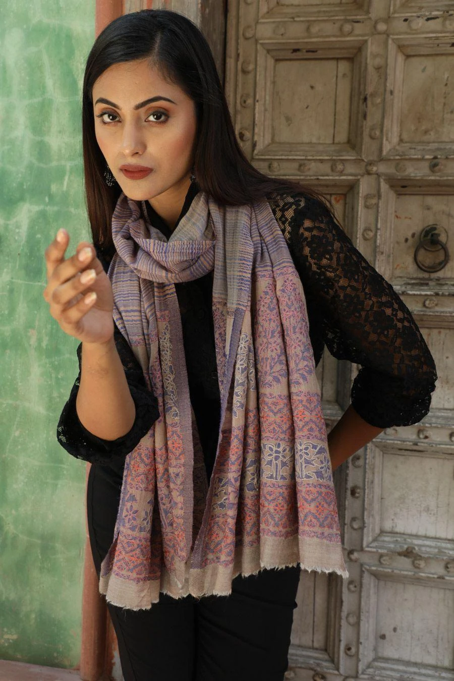 Dusala India Puple Handwoven Cashmere Stole 3 Dusala India Puple Handwoven Cashmere Stole - Image 3