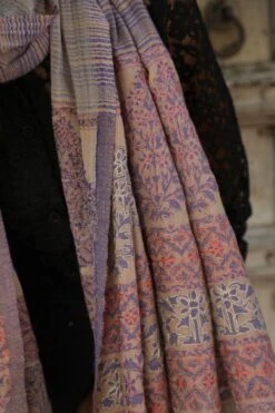 Dusala India Puple Handwoven Cashmere Stole 7 Dusala India Puple Handwoven Cashmere Stole -Echo Clothing Store 2211dus18 4