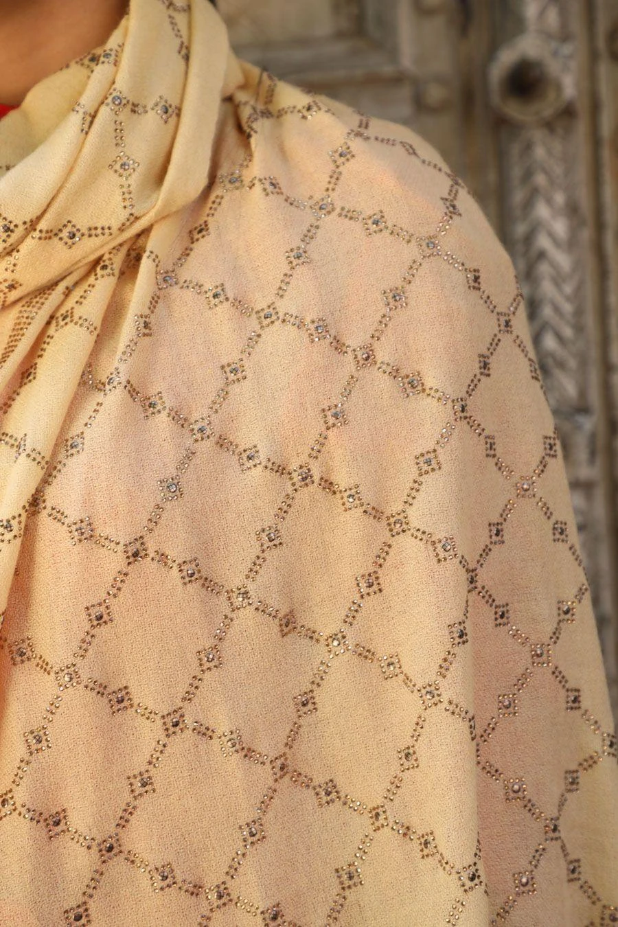 Dusala India Yellow Handwoven Cashmere Stole 4 Dusala India Yellow Handwoven Cashmere Stole - Image 4