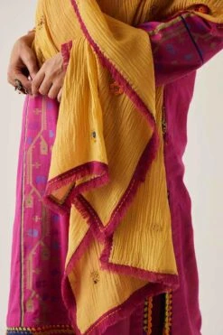 Sunira Designs Yellow Gulzaar Frayed Stole -Echo Clothing Store 2222323sg47 3