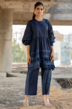 Pooja Keyur White Paradise Scarf