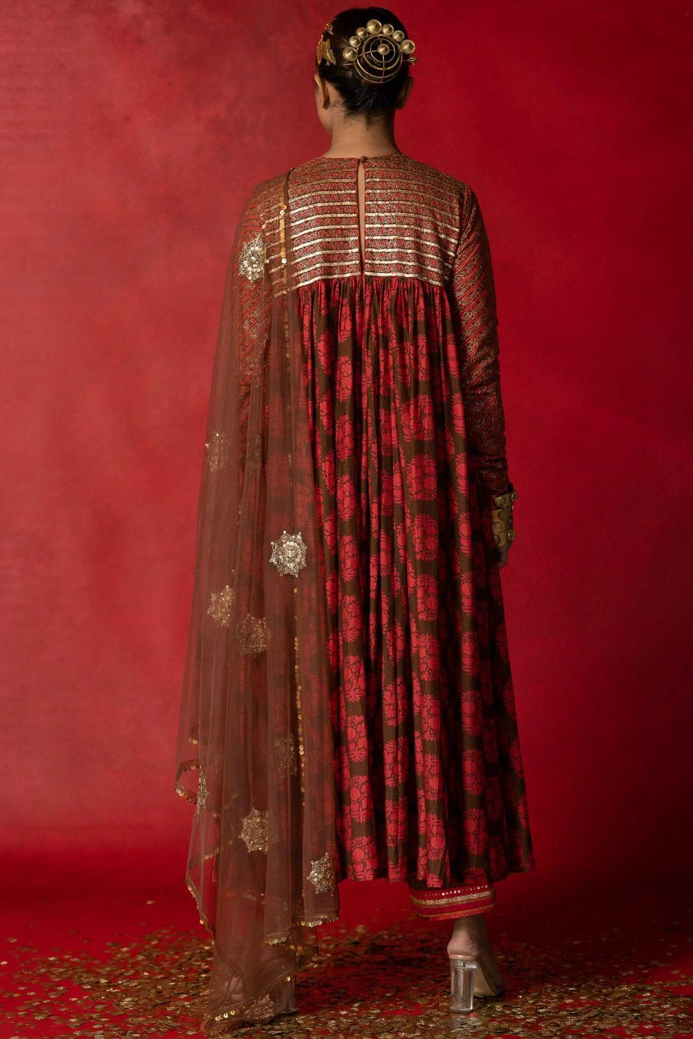 Pooja Keyur Brown Embroidered Dupatta 5 Pooja Keyur Brown Embroidered Dupatta - Image 5