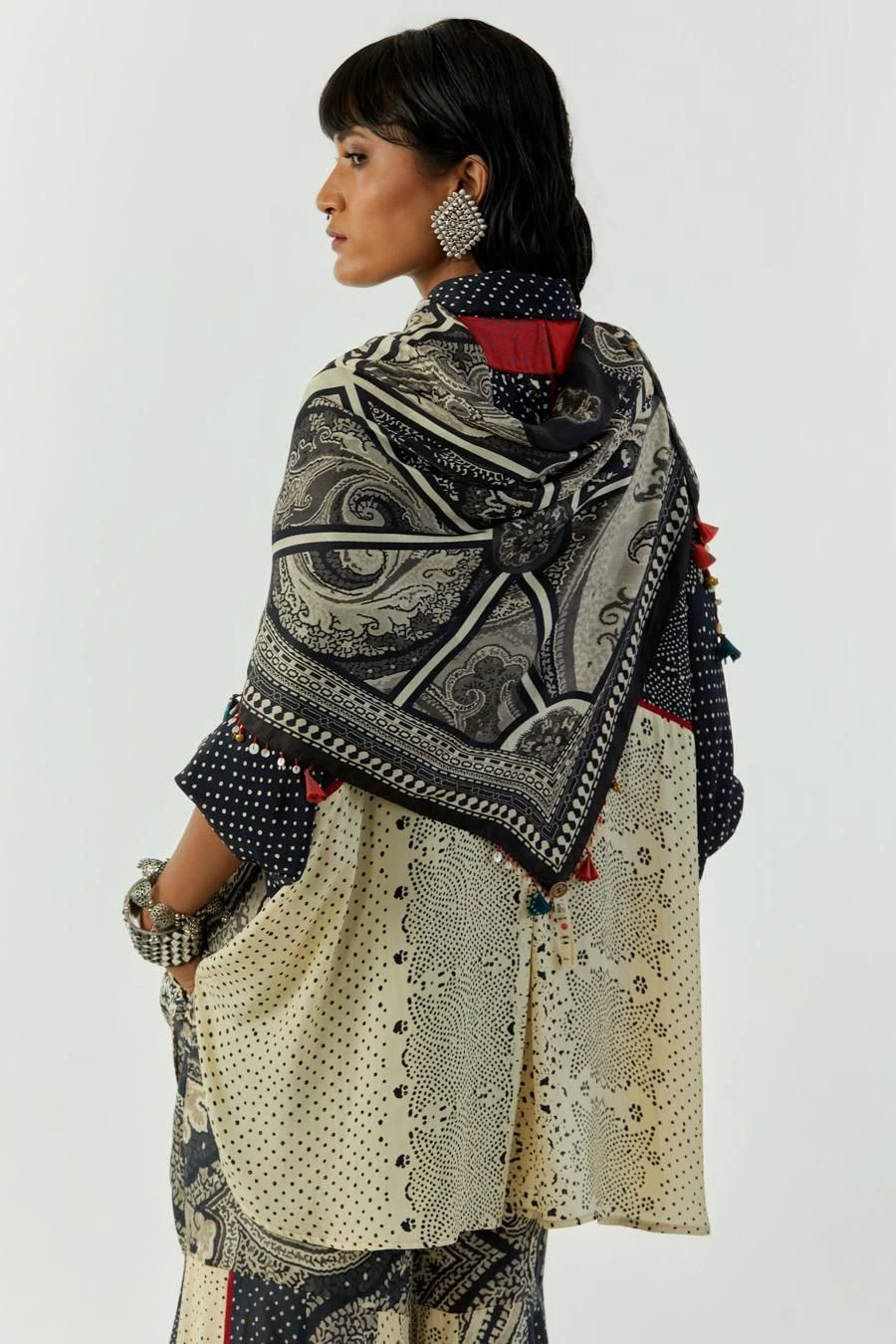 Aseem Kapoor Mogra Tribal Printed Scarf 3 Aseem Kapoor Mogra Tribal Printed Scarf - Image 3