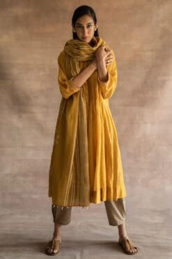 Swatti Kapoor Handwoven Chanderi Scarf In Mustard