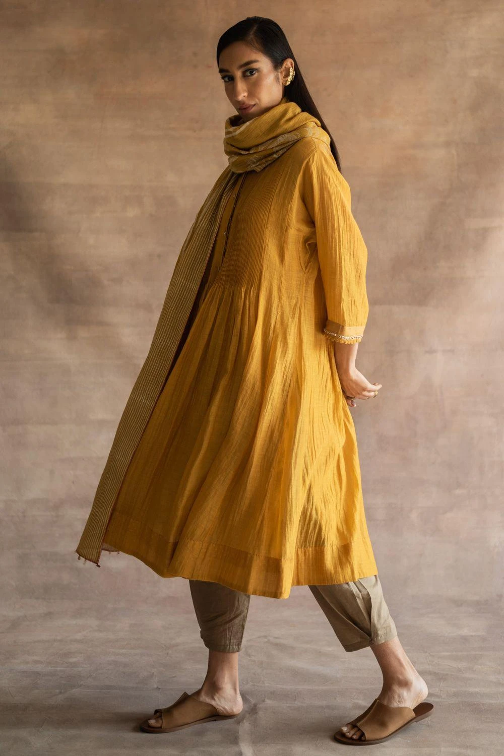 Swatti Kapoor Handwoven Chanderi Scarf In Mustard 2 Swatti Kapoor Handwoven Chanderi Scarf In Mustard - Image 2