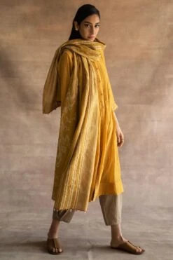 Swatti Kapoor Handwoven Chanderi Scarf In Mustard 6 Swatti Kapoor Handwoven Chanderi Scarf In Mustard -Echo Clothing Store 233swk2 3