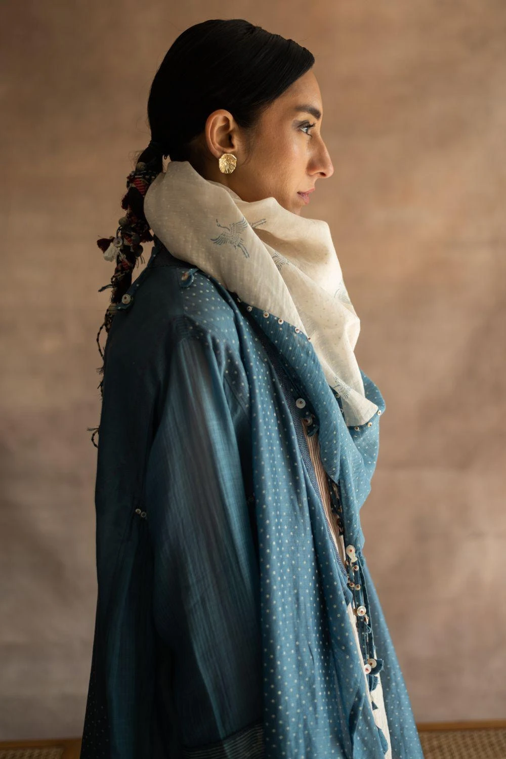 Swatti Kapoor Indigo Chanderi Mul Tasseles Scarf 2 Swatti Kapoor Indigo Chanderi Mul Tasseles Scarf - Image 2