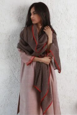 Kishmish Tobacco & Red Sparkle Scarf 6 Kishmish Tobacco & Red Sparkle Scarf -Echo Clothing Store 240523km18 3