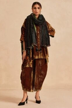 Sunira Designs Teal Ruhaani Velvet Stole