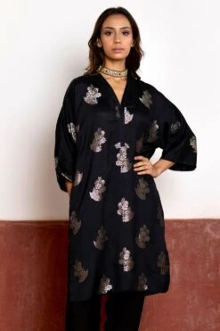 Shorshe Shahi Kurta Set In Black Banarasi Brocade -Echo Clothing Store 261223she11 3
