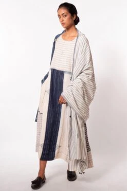 Injiri White & Blue Printed Scarf -Echo Clothing Store 267injri8 3