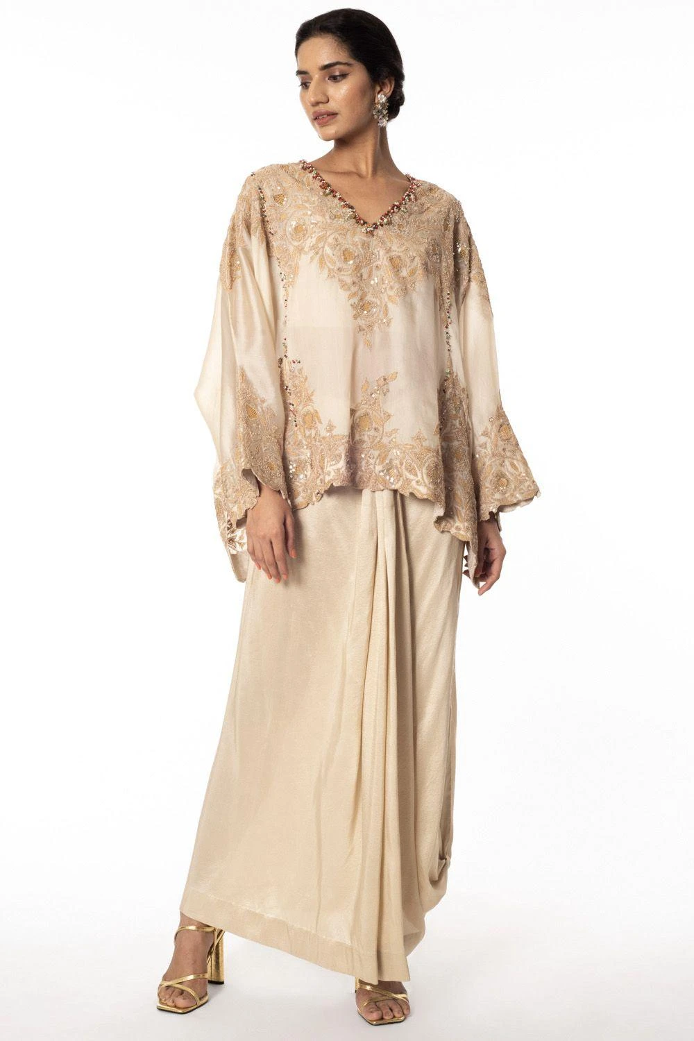 Anamika Khanna Ivory Embellished Co-ord Set 1 Anamika Khanna Ivory Embellished Co-ord Set