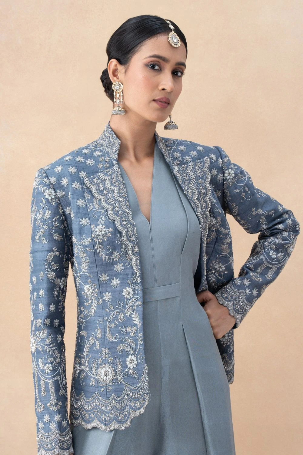 Jayanti Reddy Grey Zardosi Embellished Jacket Set 4 Jayanti Reddy Grey Zardosi Embellished Jacket Set - Image 4