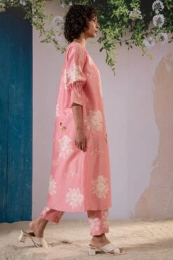 Arcvsh By Pallavi Singh Pink Floral Printed Kurta Set -Echo Clothing Store 30823ah35 3