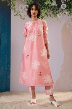 Arcvsh By Pallavi Singh Pink Floral Printed Kurta Set -Echo Clothing Store 30823ah35 4